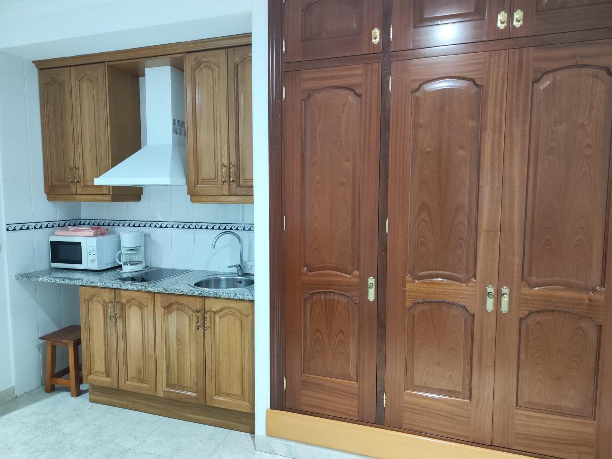 Apartamentos Leonor Carihuela Torremolinos Ngoại thất bức ảnh