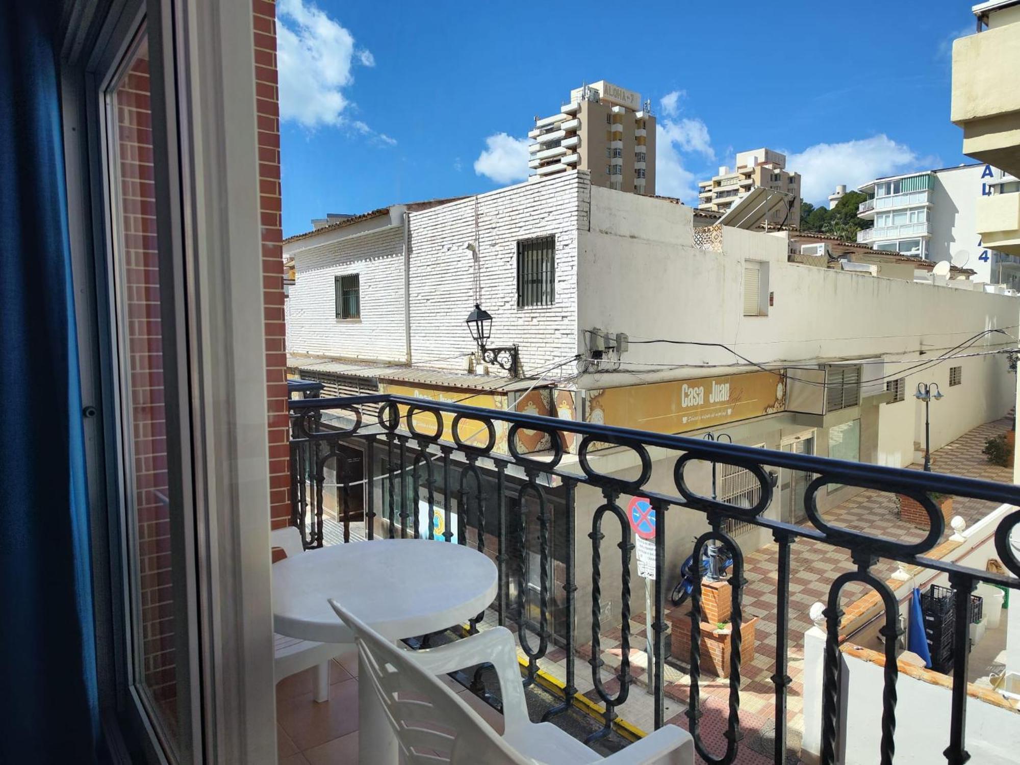 Apartamentos Leonor Carihuela Torremolinos Ngoại thất bức ảnh